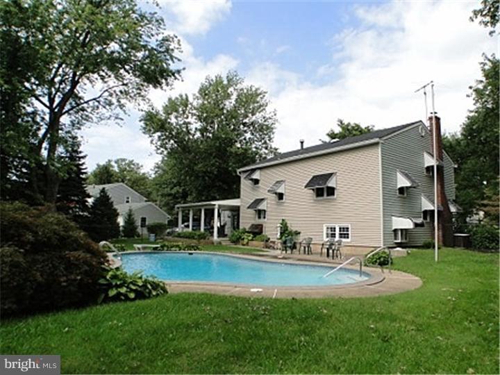 112 Arbor Road Churchville, PA 18966 - Photo 22 of 23 Back Yard
