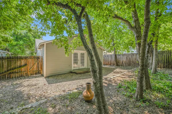$2,500 | 1709 Clifford Avenue, Austin, TX 78702