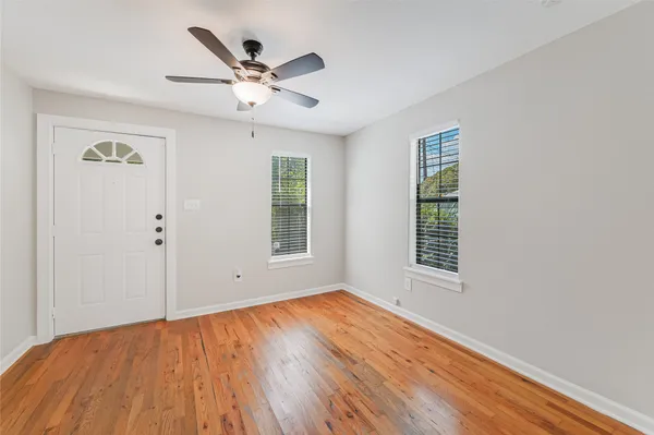 $2,500 | 1709 Clifford Avenue, Austin, TX 78702