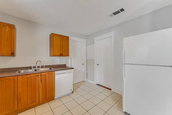 $2,500 | 1709 Clifford Avenue, Austin, TX 78702
