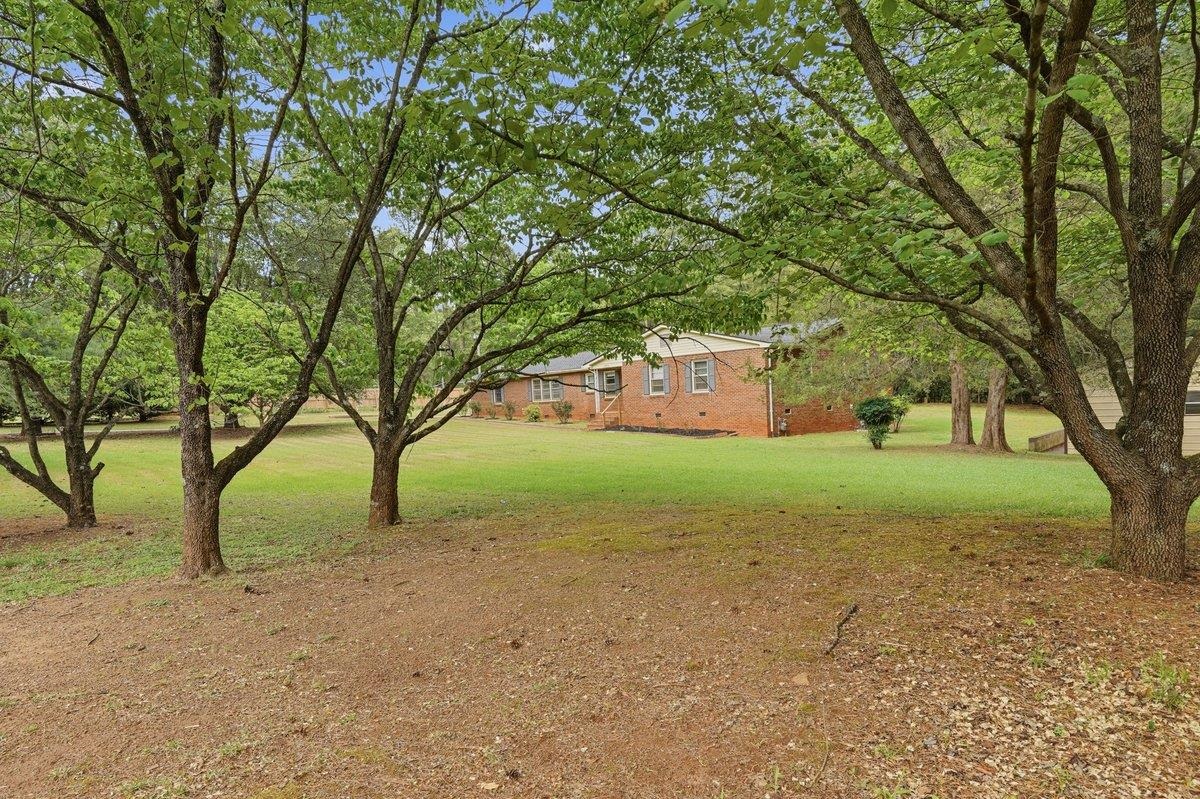 4129 Clifton Glendale Road Spartanburg, SC 29307 - Photo 37 of 45