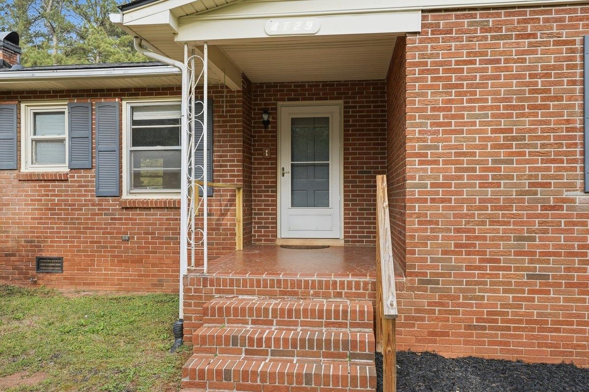 4129 Clifton Glendale Road Spartanburg, SC 29307 - Photo 5 of 45