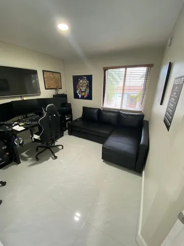 $3,000 | 4744 Northwest 114th Avenue, Unit 201, Doral, FL 33178