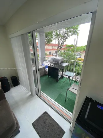 $3,000 | 4744 Northwest 114th Avenue, Unit 201, Doral, FL 33178