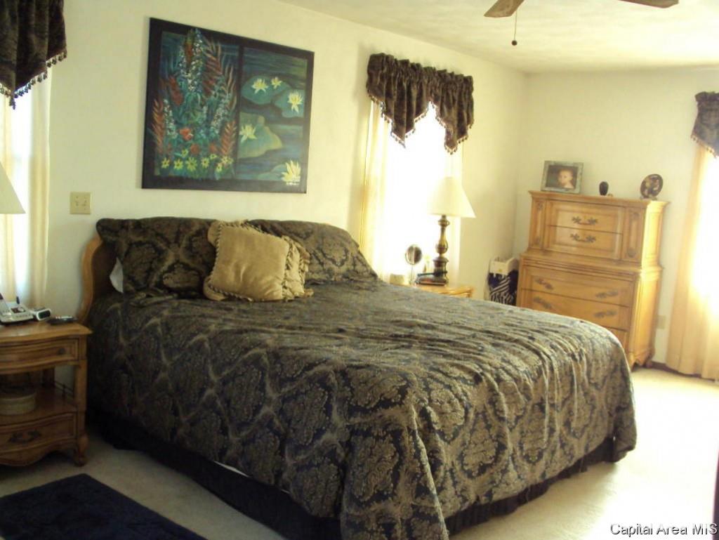 6010 92nd Avenue West Taylor Ridge, IL 61284 - Photo 6 of 24 Gallery Image 6