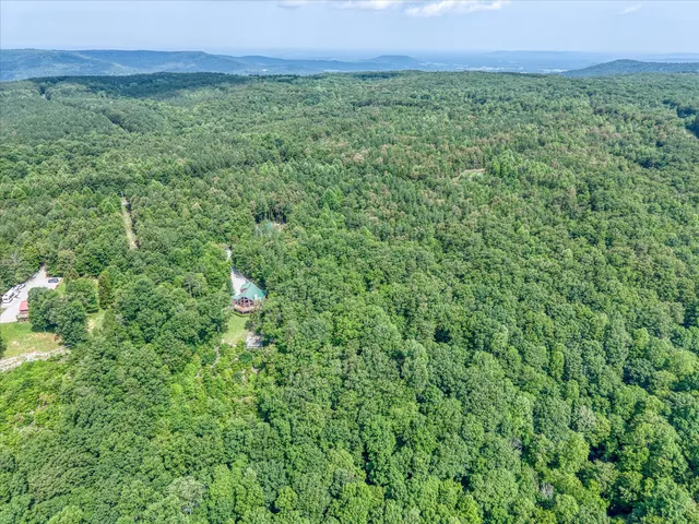 $744,929 | 101 Dakota Lane, Spencer, TN 38585