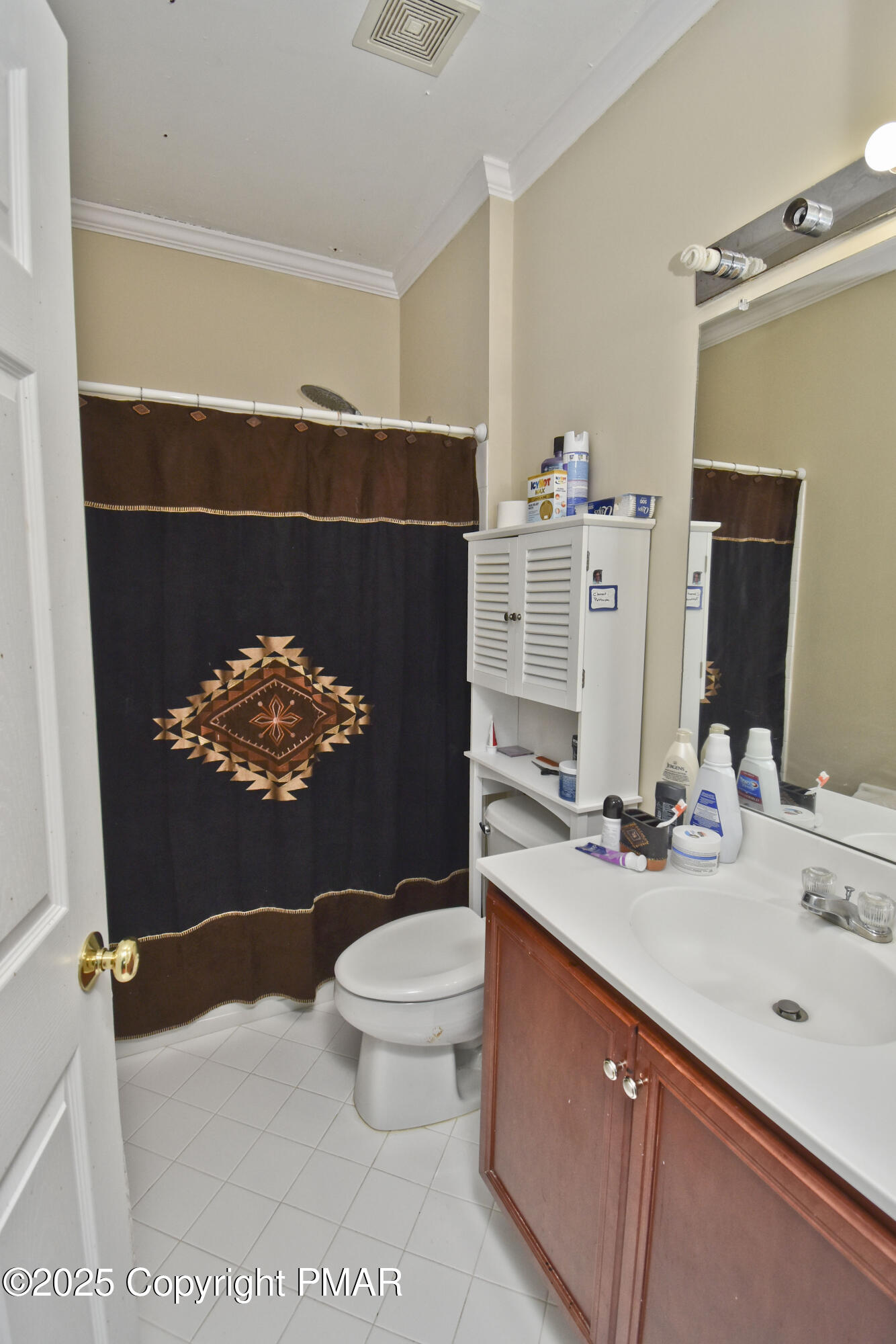 145 Rising Meadow Way East Stroudsburg, PA 18302 - Photo 52 of 94 13 3rd Bed (4)