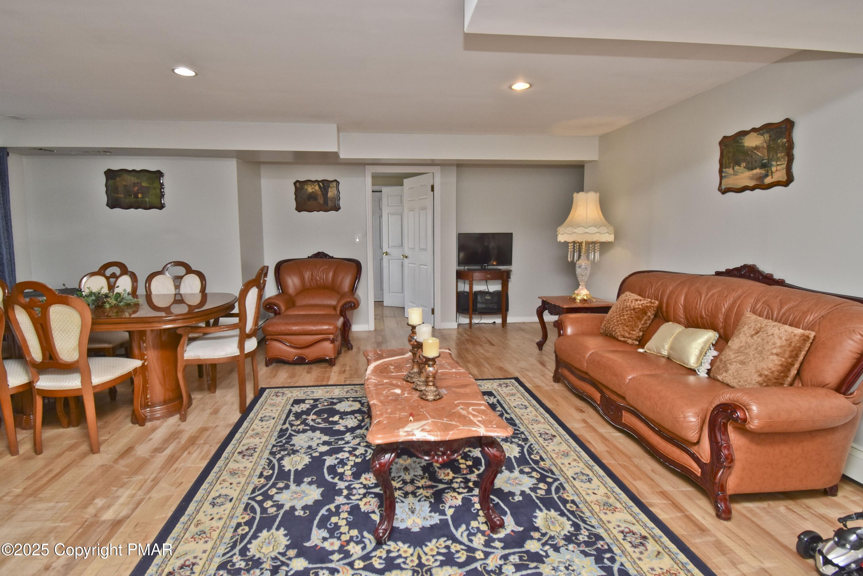 145 Rising Meadow Way East Stroudsburg, PA 18302 - Photo 64 of 94 16 LL Living Room (5)