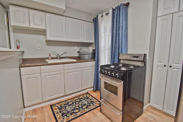 $925,000 | 145 Rising Meadow Way, East Stroudsburg, PA 18302