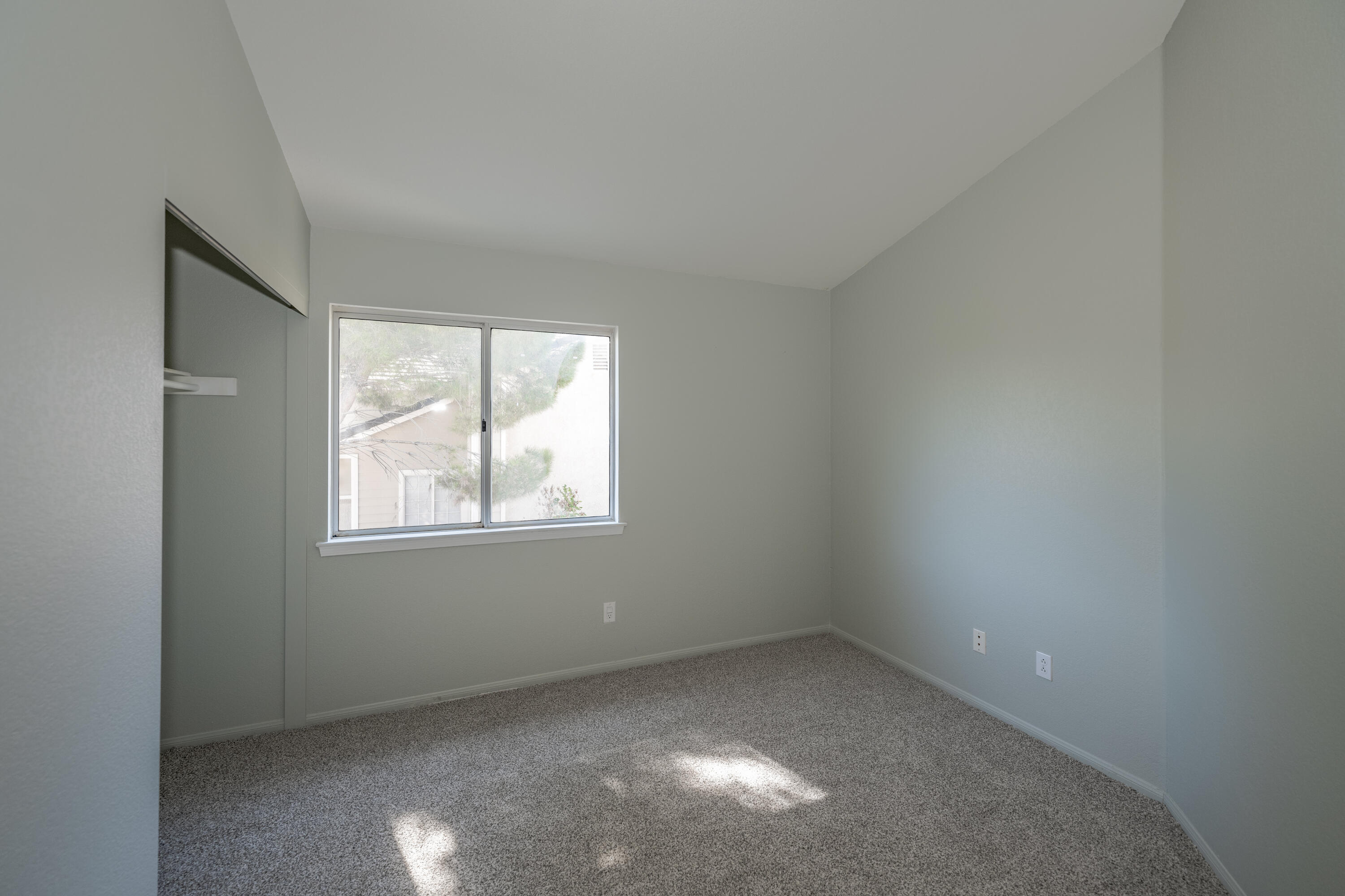 36501 Jenna Lane Palmdale, CA 93550 - Photo 7 of 13 7