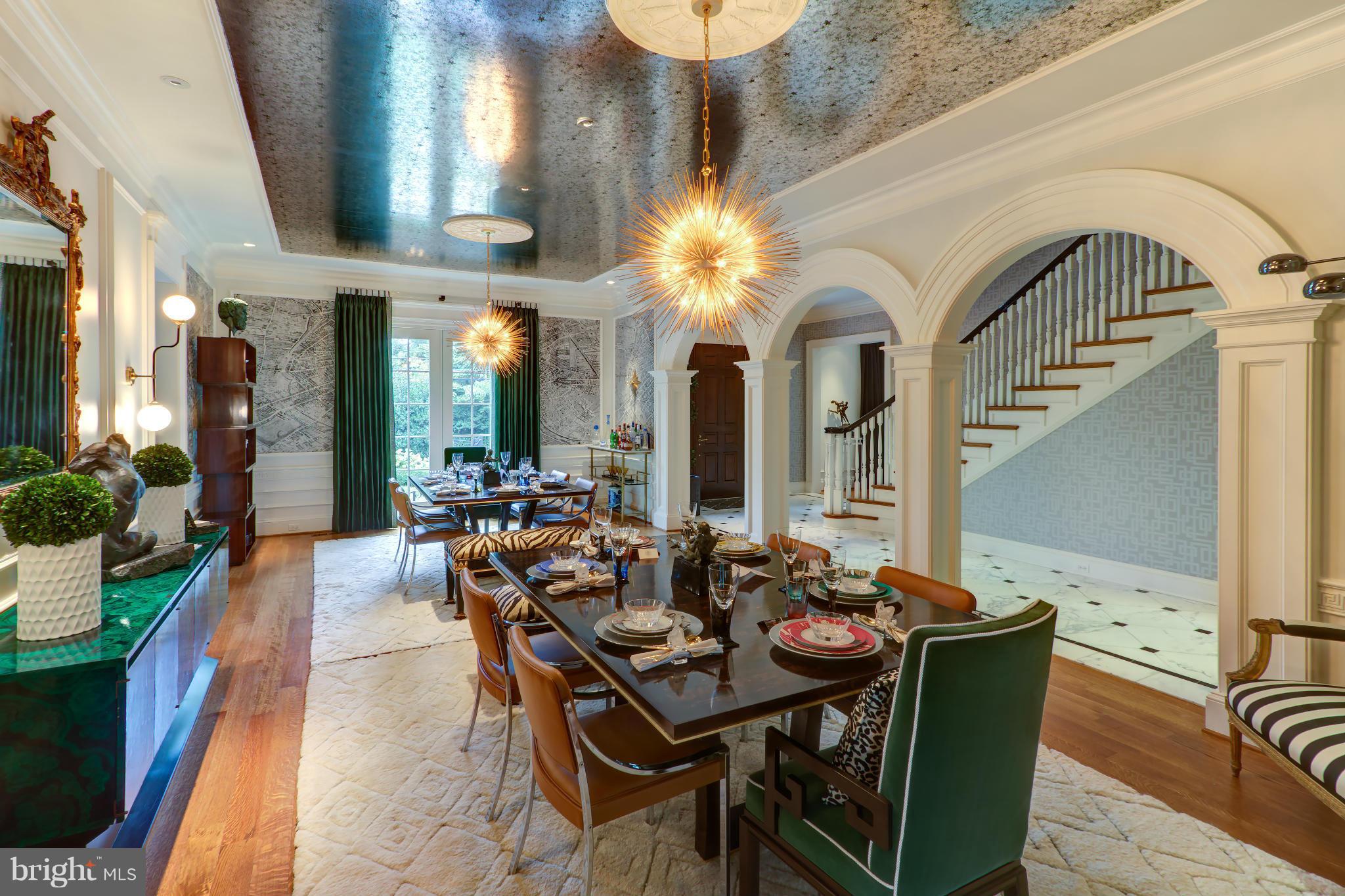 2509 Foxhall Road Northwest Washington, DC 20007 - Photo 4 of 24 Dining Room