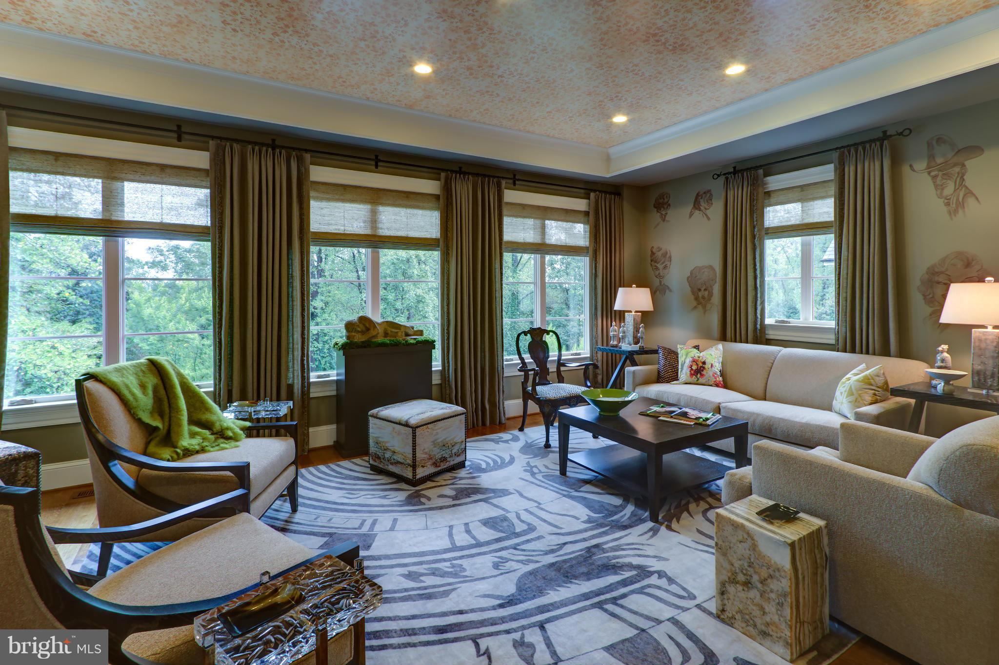 2509 Foxhall Road Northwest Washington, DC 20007 - Photo 8 of 24 Family Room