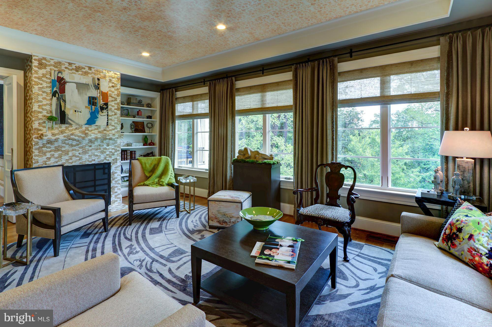 2509 Foxhall Road Northwest Washington, DC 20007 - Photo 9 of 24 Family Room