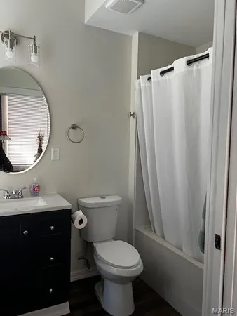 $1,200 | 212 Morgan Street, Unit D, St. Louis, MO 63102