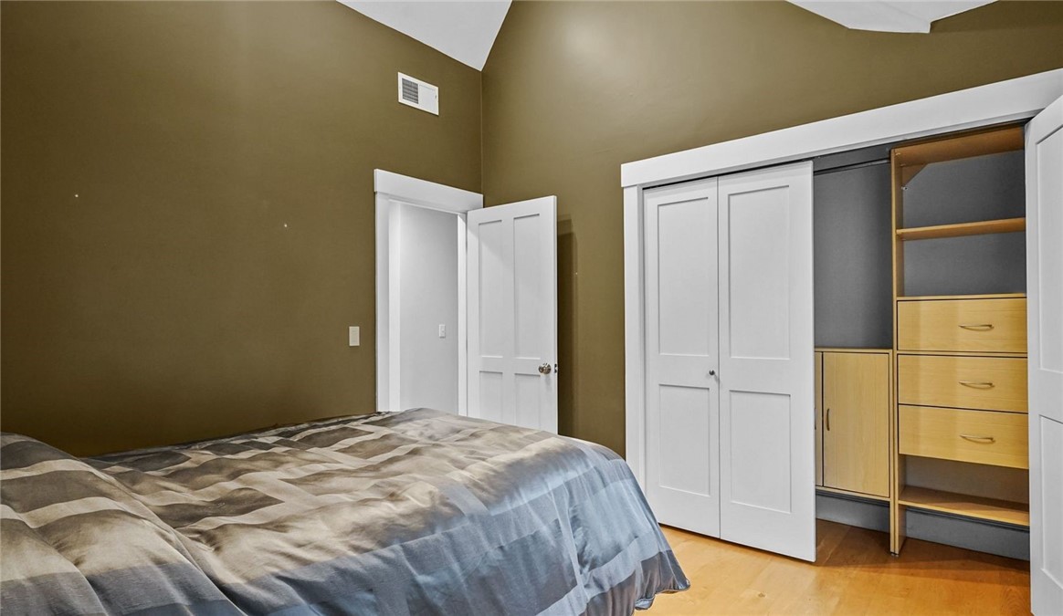 485 Spring Street Newport, RI 02840 - Photo 26 of 32