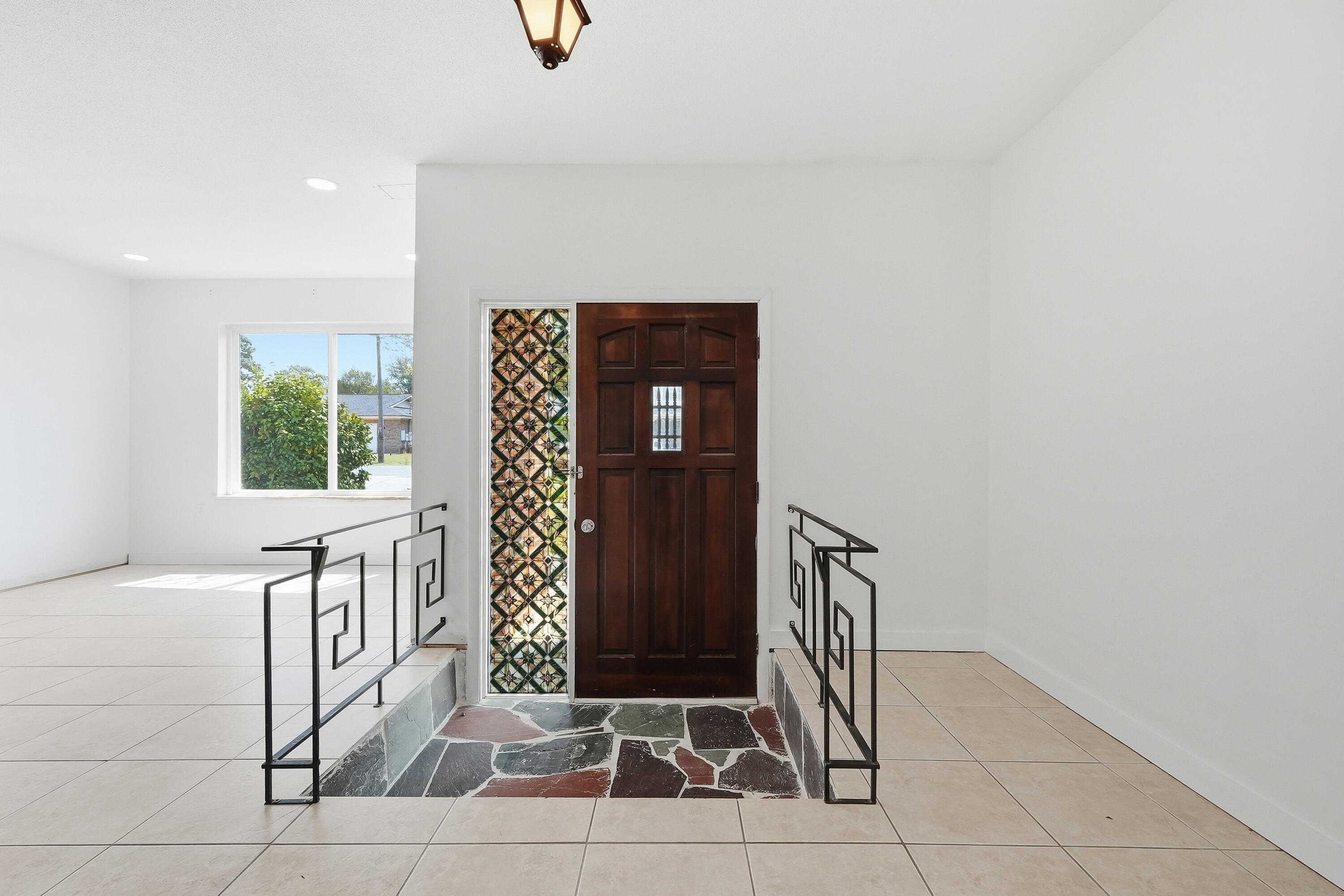 15 Maple Avenue Shalimar, FL 32579 - Photo 31 of 45 a view of an entryway door