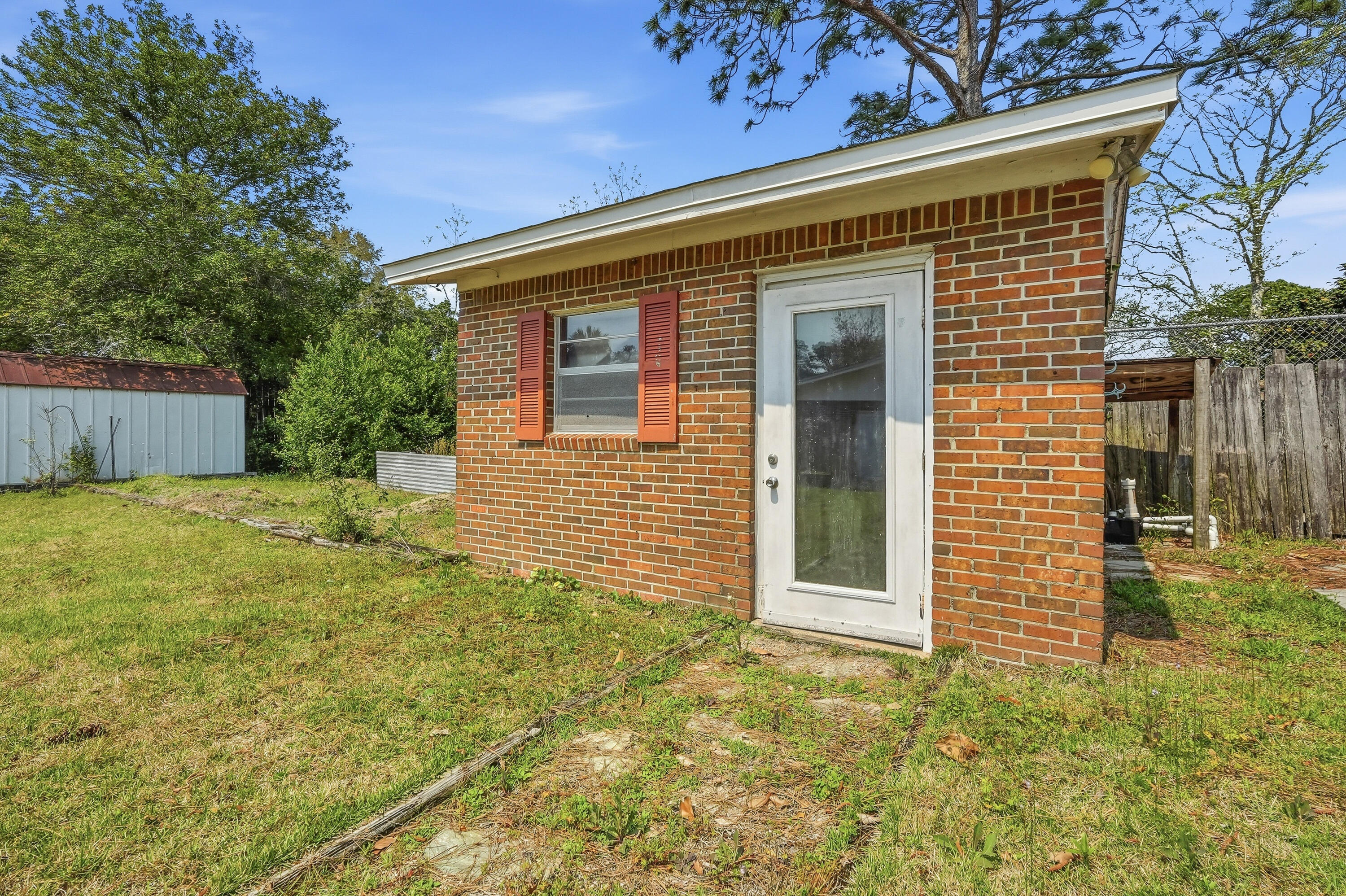 15 Maple Avenue Shalimar, FL 32579 - Photo 41 of 45 a view of a house with a yard