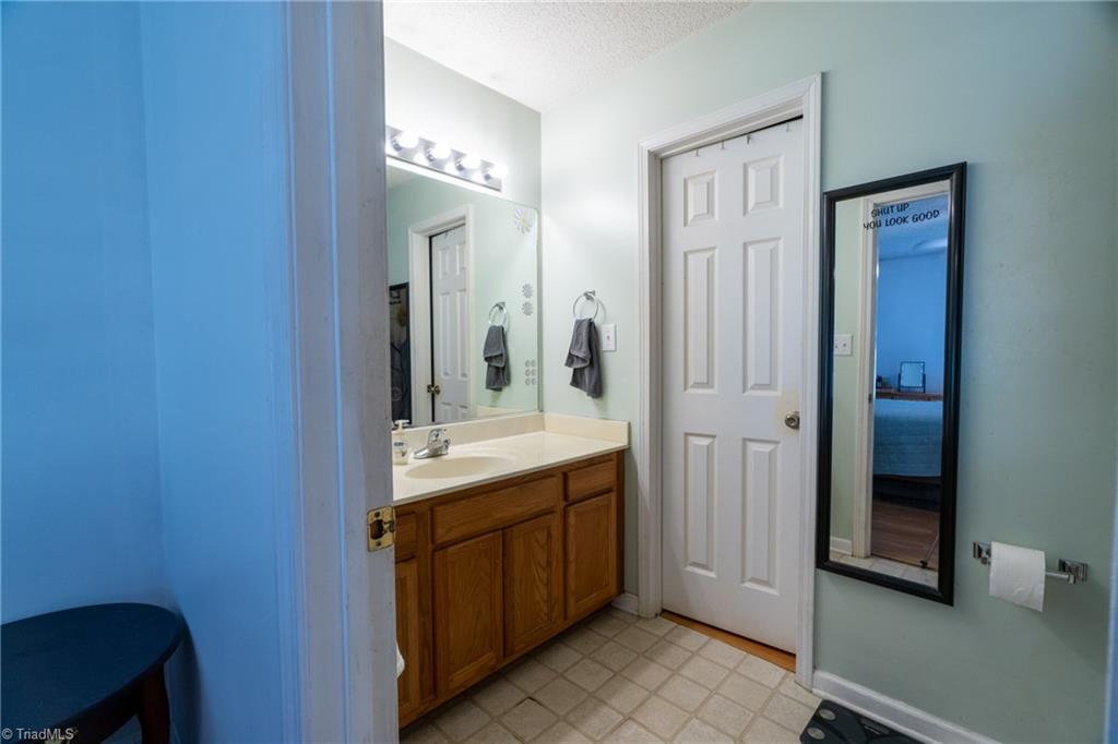 305 Albertson Road Thomasville, NC 27360 - Photo 20 of 29