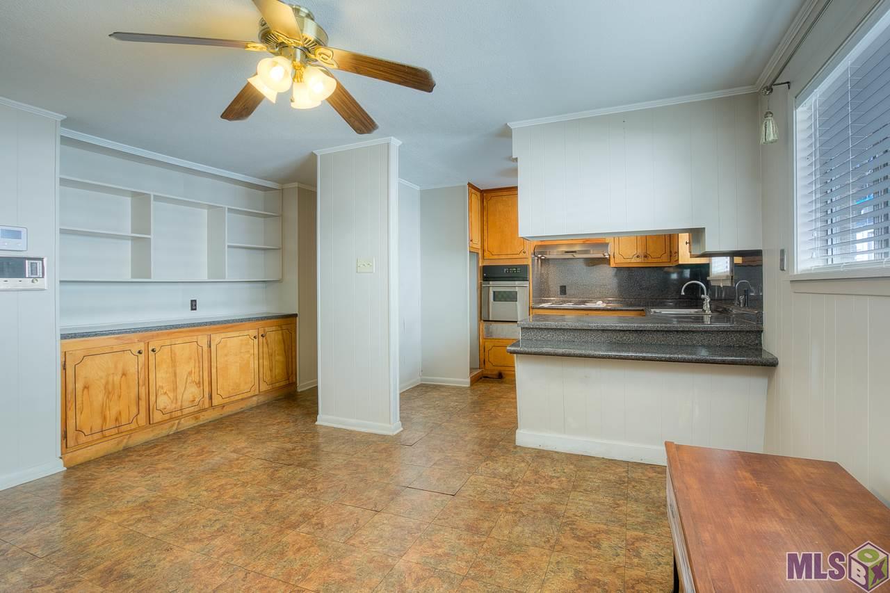 8357 Thelma Street Baton Rouge, LA 70807 - Photo 3 of 19 DIning is Open to the Kitchen