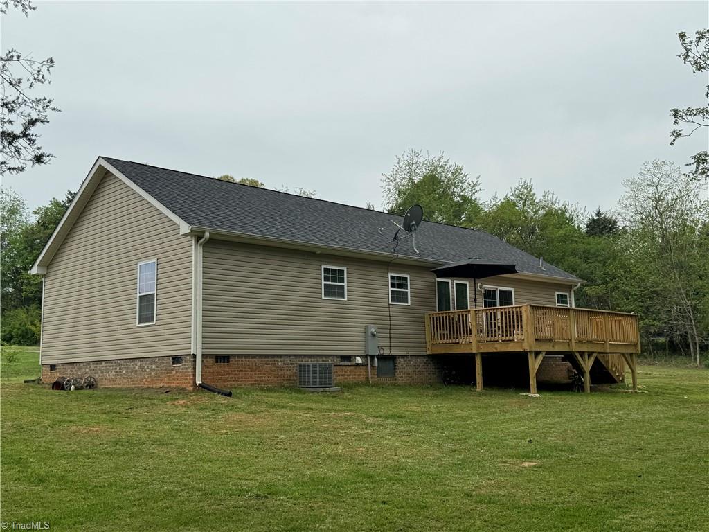 1162 Kobe Road Boonville, NC 27011 - Photo 4 of 25 Gallery Image 4