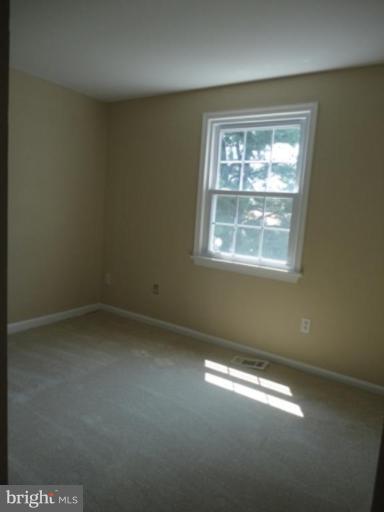 159 Sharpstead Lane Gaithersburg, MD 20878 - Photo 9 of 11 Bedroom #1