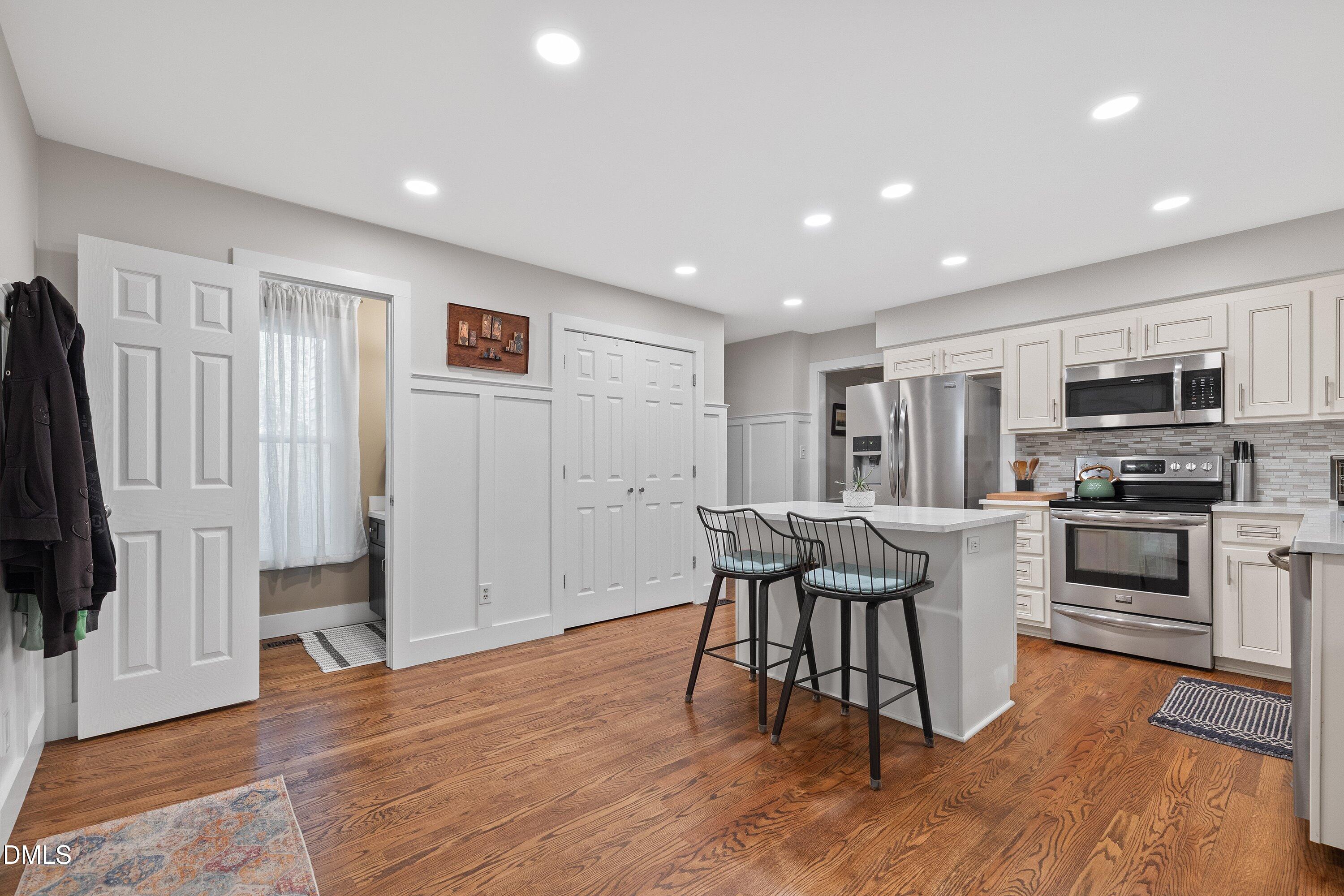 8409 Kestrel Drive Raleigh, NC 27615 - Photo 20 of 61 21-8409 Kestrel_4442