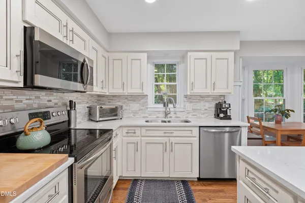 $675,000 | 8409 Kestrel Drive, Raleigh, NC 27615