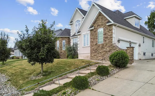 $575,900 | 310 Dale Avenue, Scranton, PA 18504
