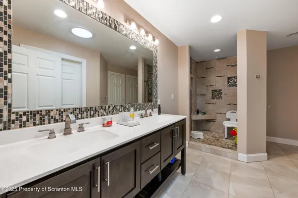 $575,900 | 310 Dale Avenue, Scranton, PA 18504