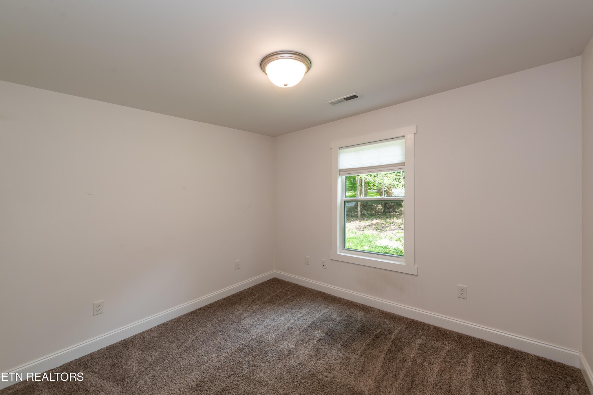 10426 Rather Road Knoxville, TN 37931 - Photo 15 of 29 Gallery Image 15