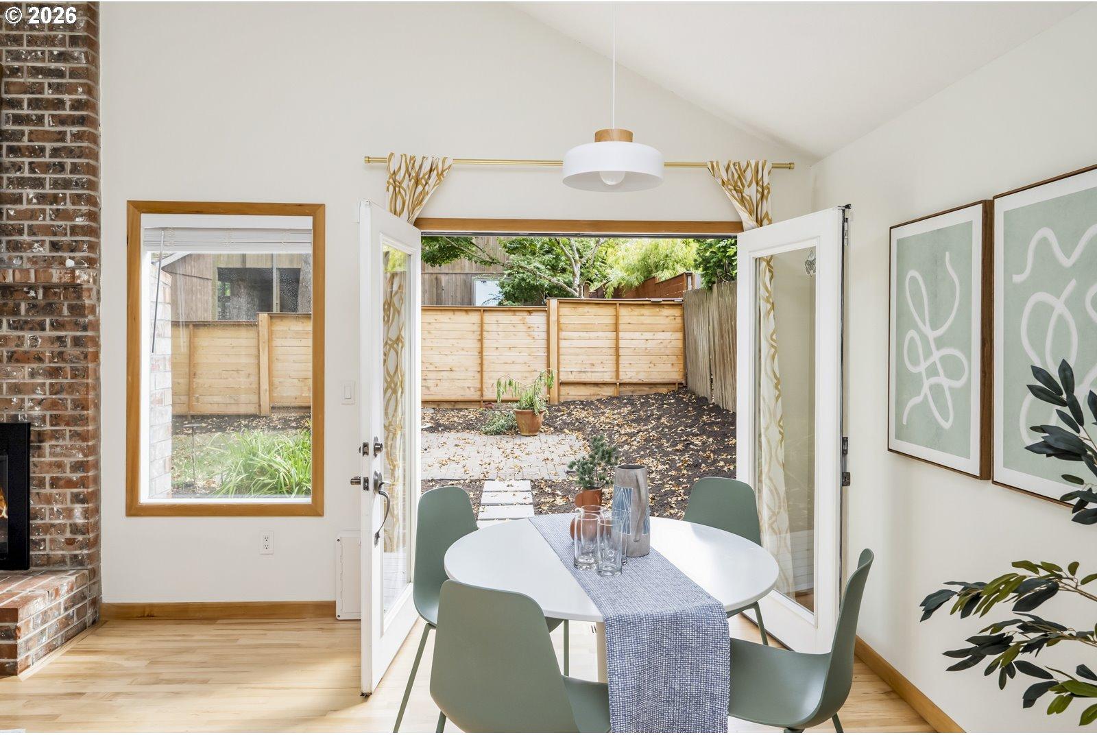 10946 Southwest 65th Avenue Portland, OR 97219 - Photo 19 of 48 Gallery Image 19