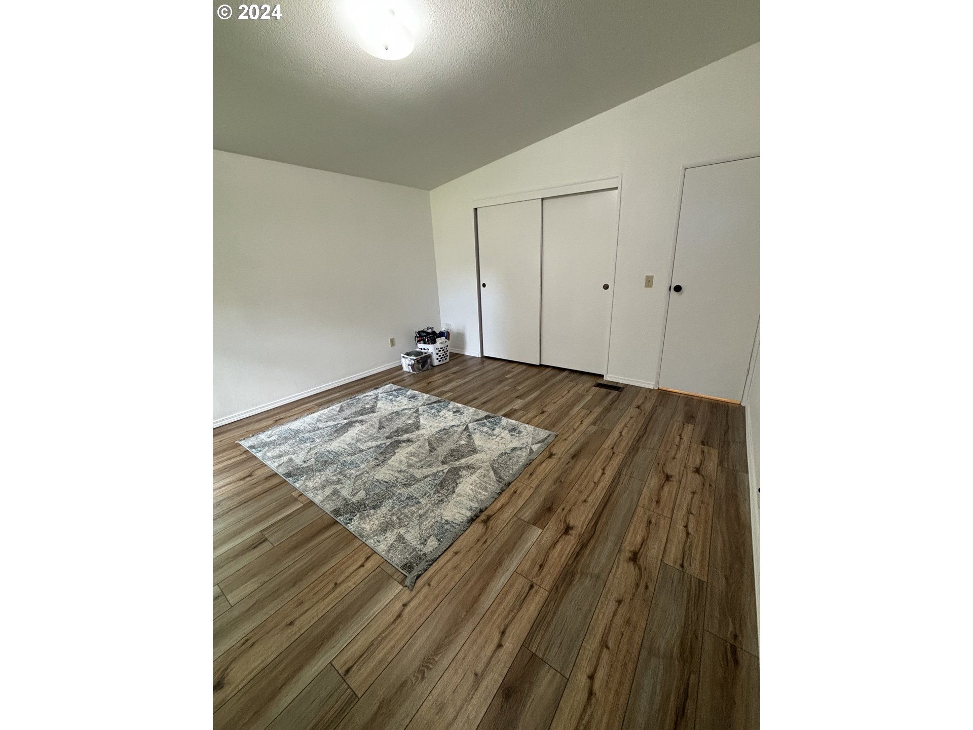 629 Coal Creek Road Longview, WA 98632 - Photo 16 of 26 a view of an empty room