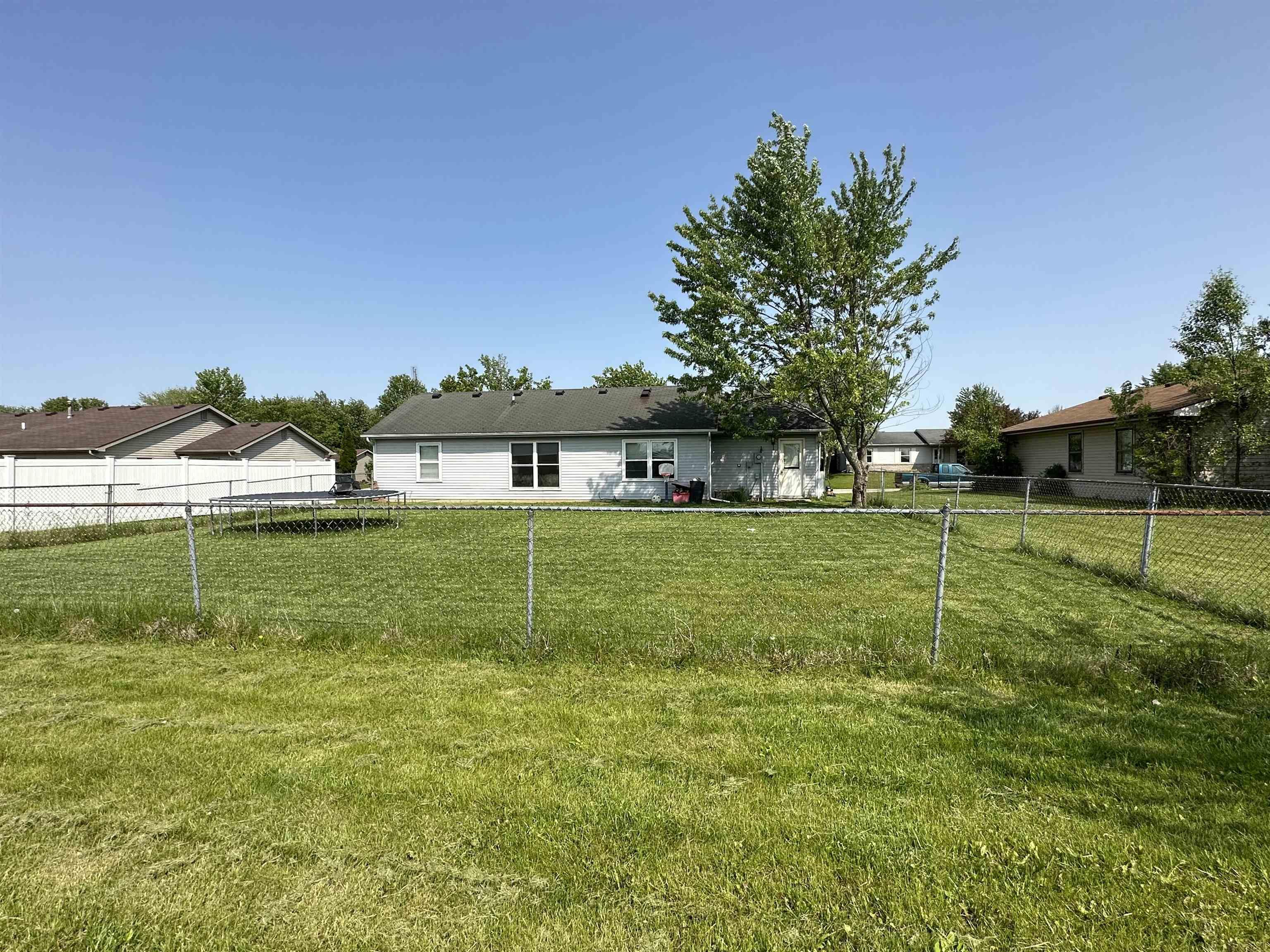 122 West Quayle Run Decatur, IN 46733 - Photo 16 of 17
