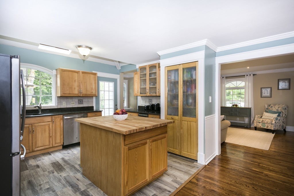 50 Clapp Road Scituate, MA 02066 - Photo 9 of 26 Gallery Image 9