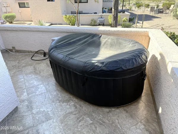a view of a tub