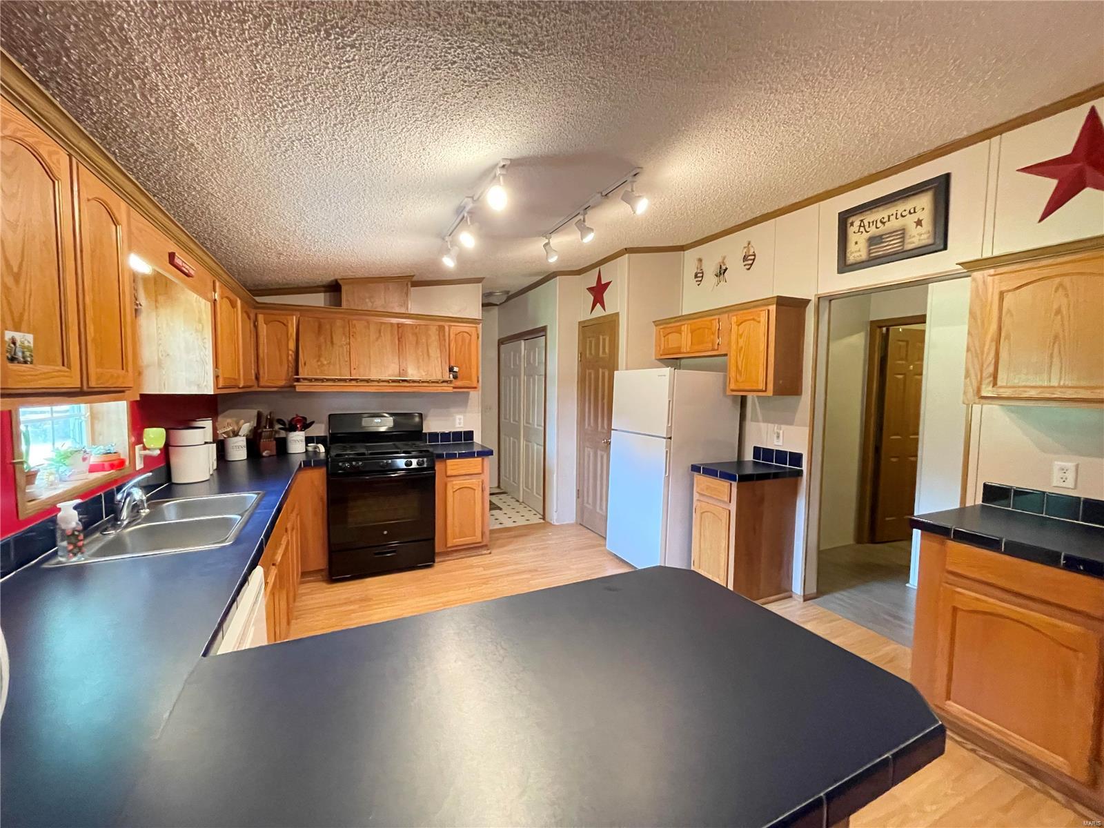 247 Titcomb Butler, IL 62015 - Photo 15 of 34 Gallery Image 15