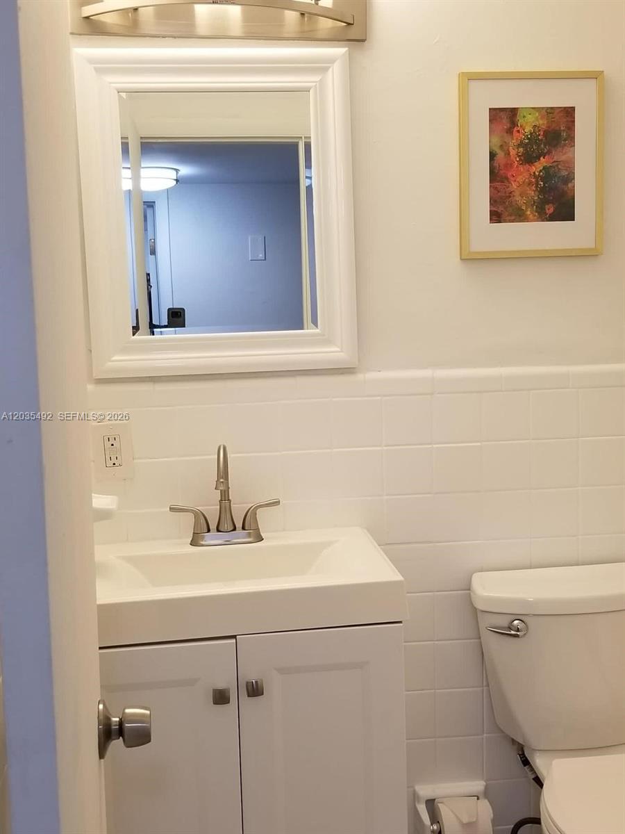 1601 Bay Road, Unit 7 Miami Beach, FL 33139 - Photo 10 of 15