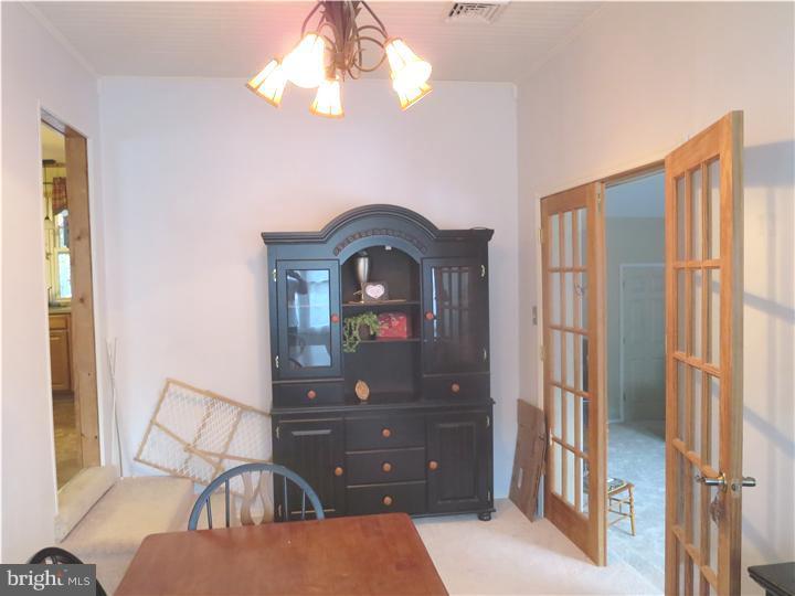 150 Burrs Mill Road Southampton, NJ 08088 - Photo 9 of 23 Dining Room
