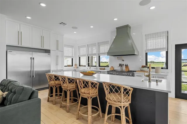 $999,999 | 1197 Prairie Chapel Road, Crawford, TX 76638