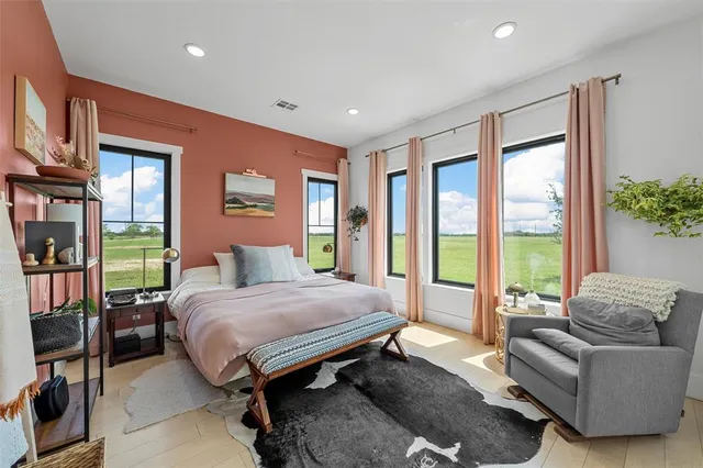 $999,999 | 1197 Prairie Chapel Road, Crawford, TX 76638