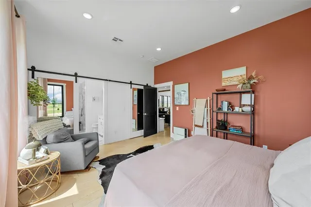 $999,999 | 1197 Prairie Chapel Road, Crawford, TX 76638