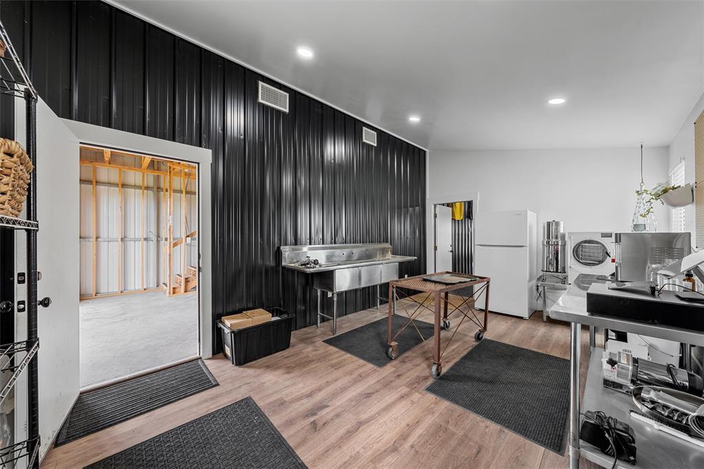 1197 Prairie Chapel Road Crawford, TX 76638 - Photo 36 of 40