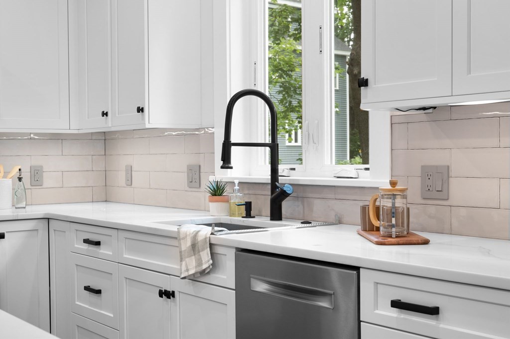 33 Ridge Street Arlington, MA 02474 - Photo 18 of 40