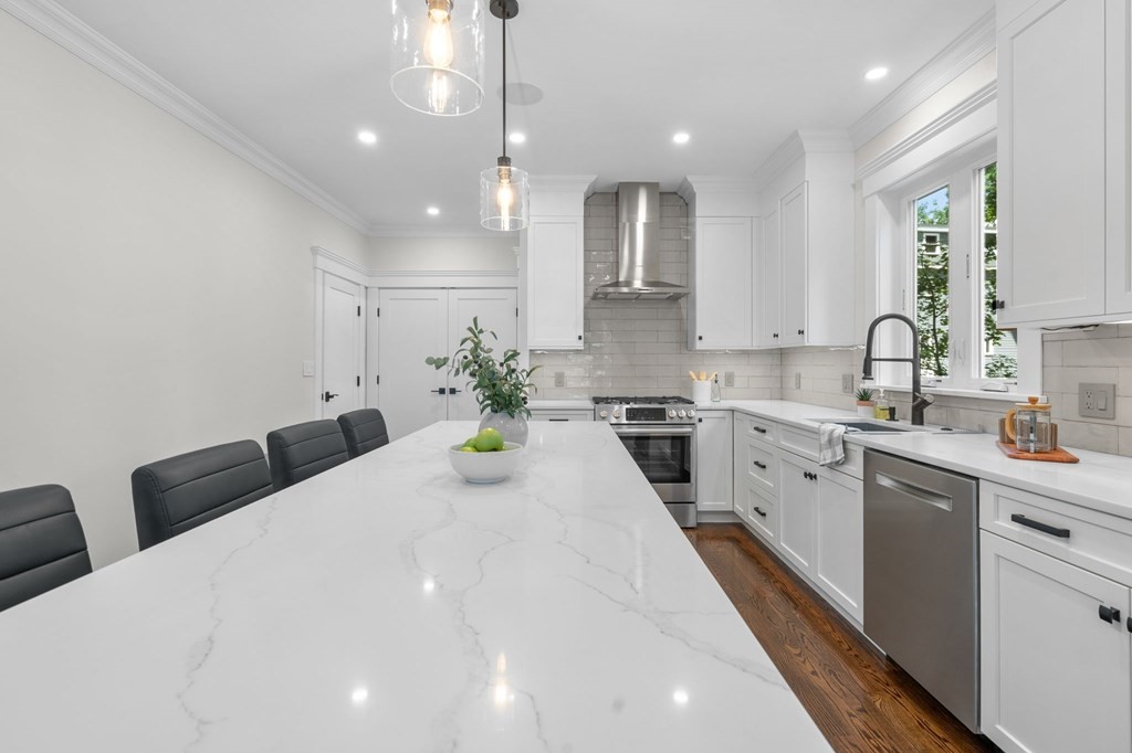 33 Ridge Street Arlington, MA 02474 - Photo 20 of 40