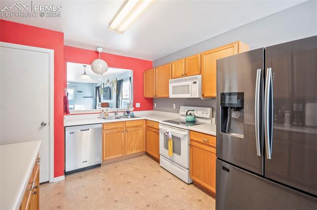 9375 Bethpage Road Peyton, CO 80831 - Photo 12 of 25 Kitchen