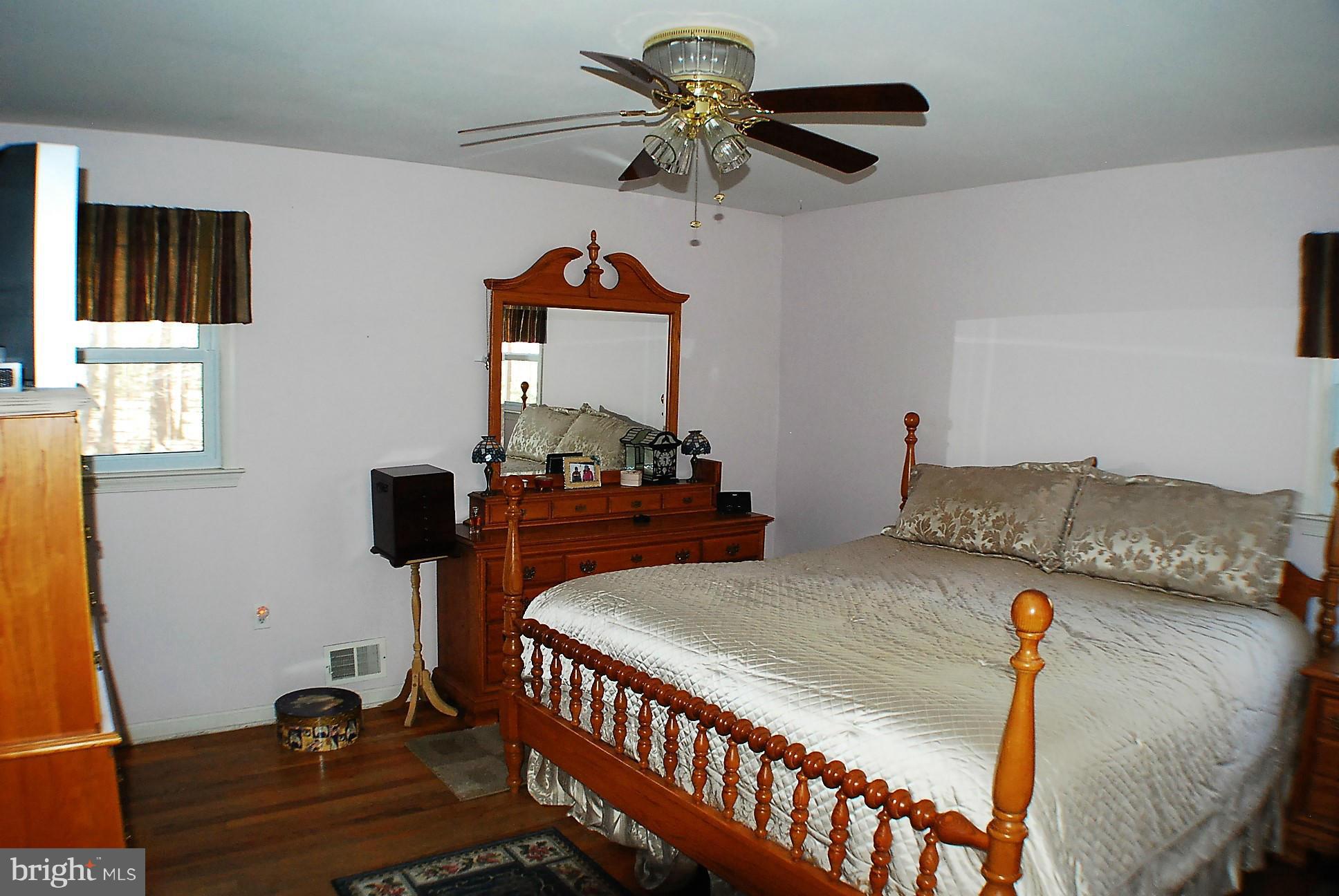 6909 Harvey Road Manassas, VA 20112 - Photo 12 of 30 Bedroom (Master)