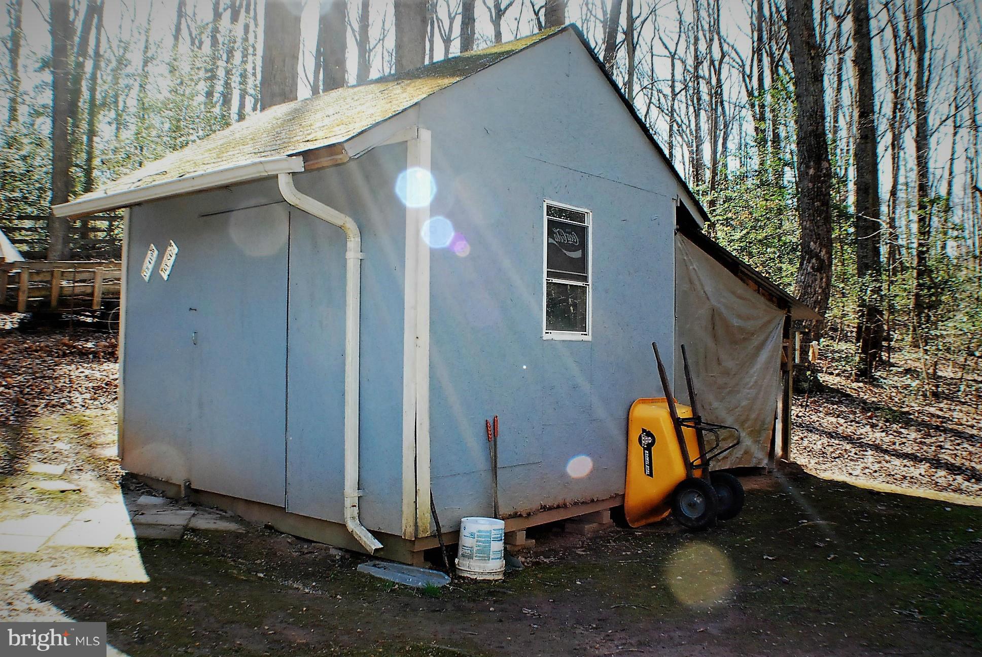 6909 Harvey Road Manassas, VA 20112 - Photo 24 of 30 Exterior (Rear) Storage Shed