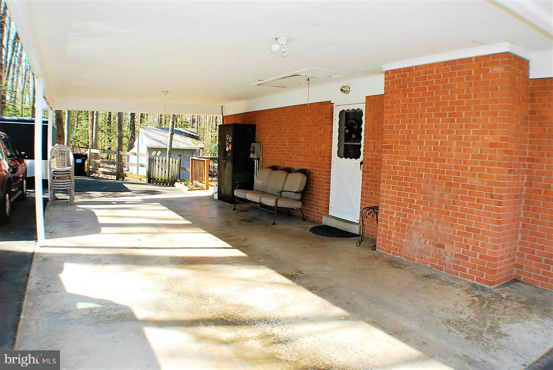 6909 Harvey Road Manassas, VA 20112 - Photo 27 of 30 View Carport