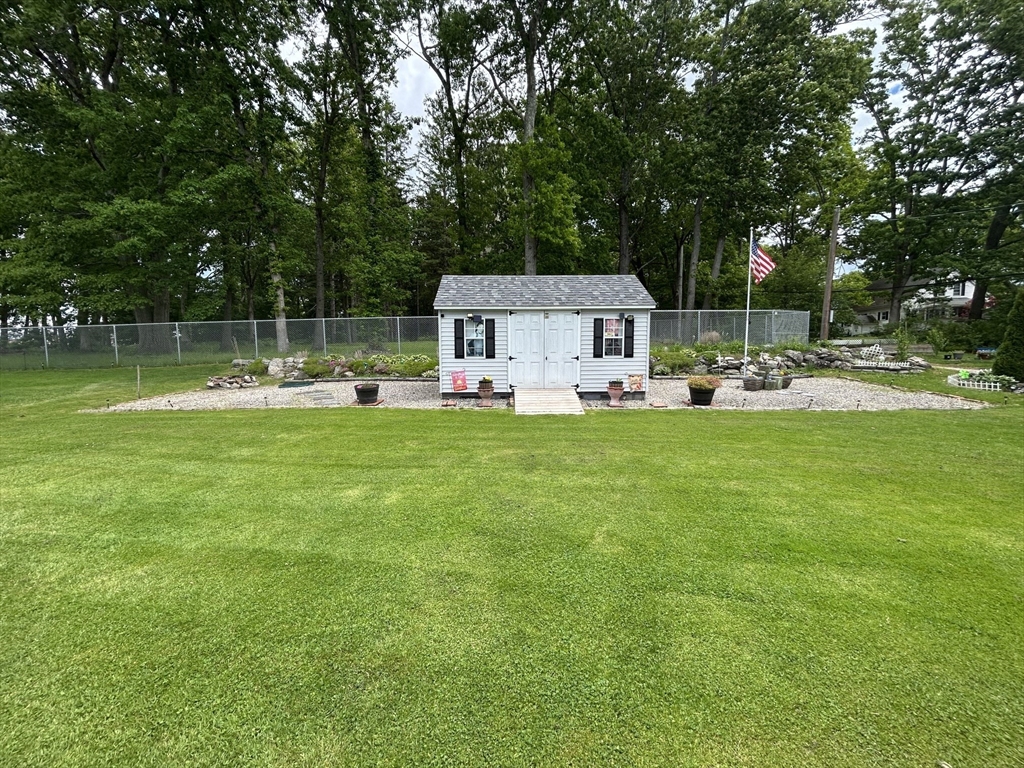 30 Park Road Webster, MA 01570 - Photo 25 of 27