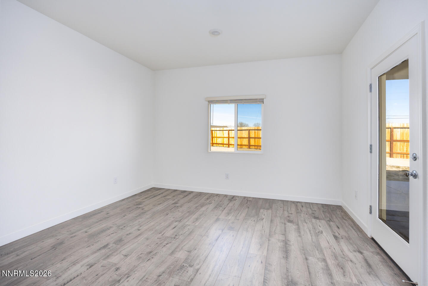 343 Crystal Court Fallon, NV 89406 - Photo 4 of 26 4